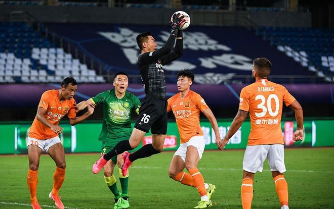 吉林男篮88-85逆转深圳晋级CBA杯八强（吉林男篮88-85逆转深圳，挺进CBA杯八强）