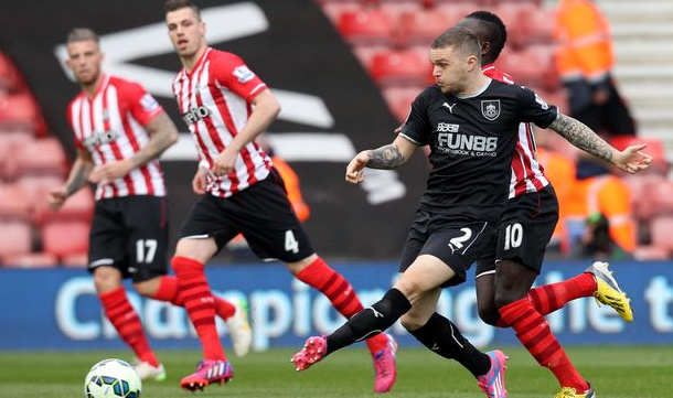 本赛季新秀单场20+场次：克尼佩尔10次，二三名合计只有9次（本季新秀20+场次数榜：克尼佩尔10场，第二三名合计仅9场）