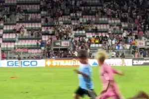 刘亦菲还有什么短板啊！美成这样就算了还这么多技能（刘亦菲还有短板？美到离谱还多才多艺）