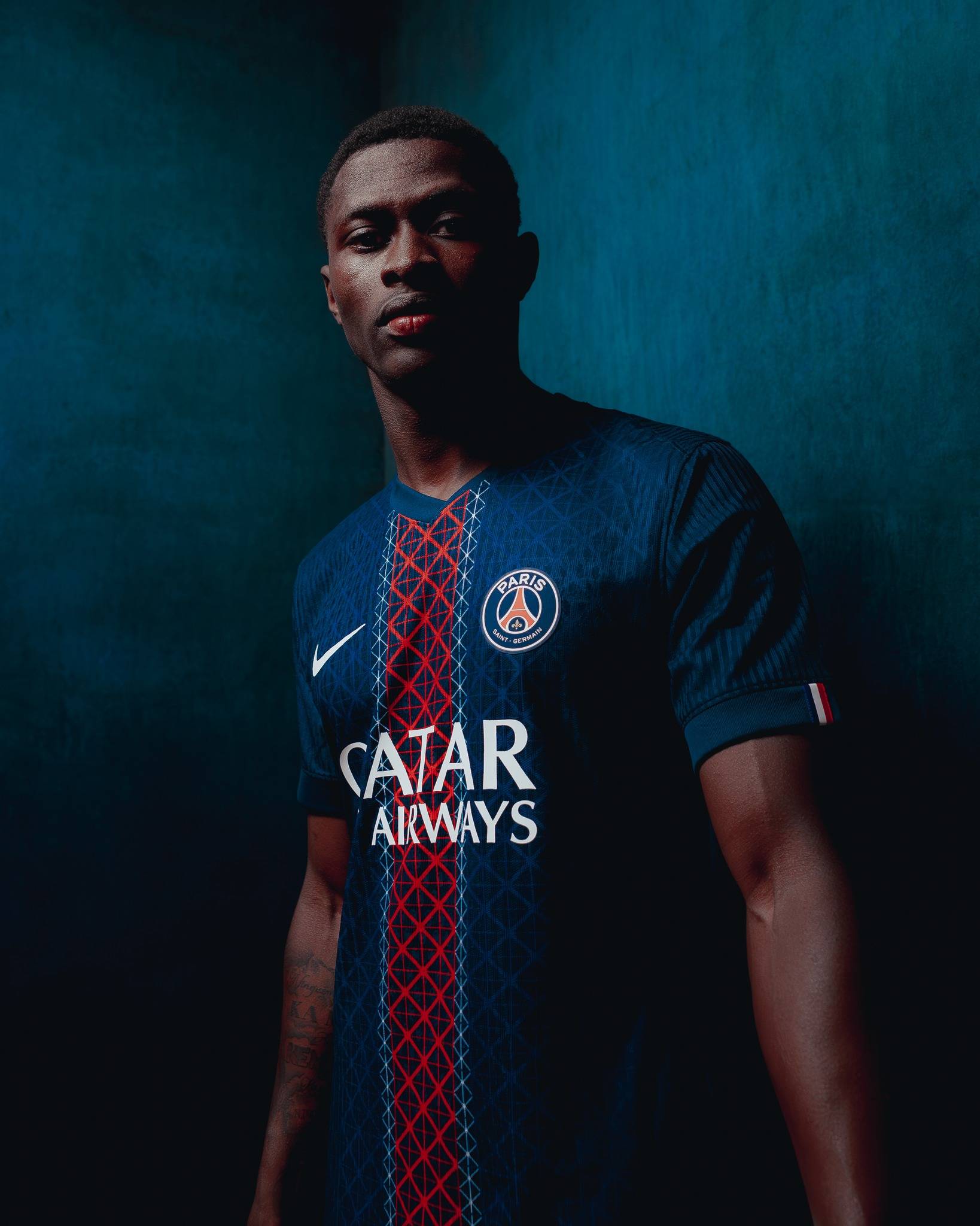 59岁的罗马里奥已与22岁女友分手，巴媒：他又有了新约会对象