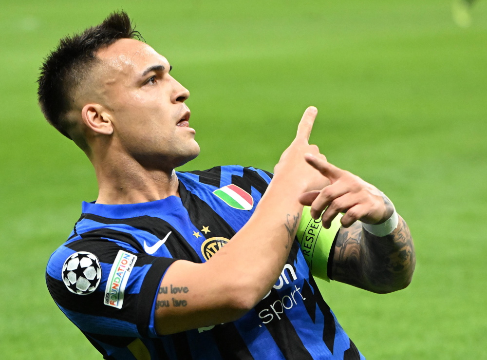 ATP总决赛四强出3席！阿卡年终第一+小组头名，穆塞蒂终结16连败（ATP总决赛三席四强诞生：阿卡锁定年终第一兼小组第一，穆塞蒂终结16连败）