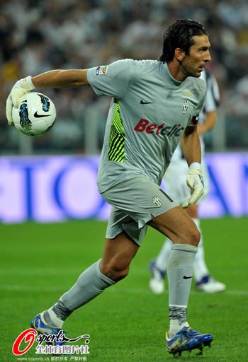 伊基塔：如果我是国民竞技的总监，我会毫不犹豫地签下J罗（伊基塔表态：若任国民竞技总监，必签下J罗）