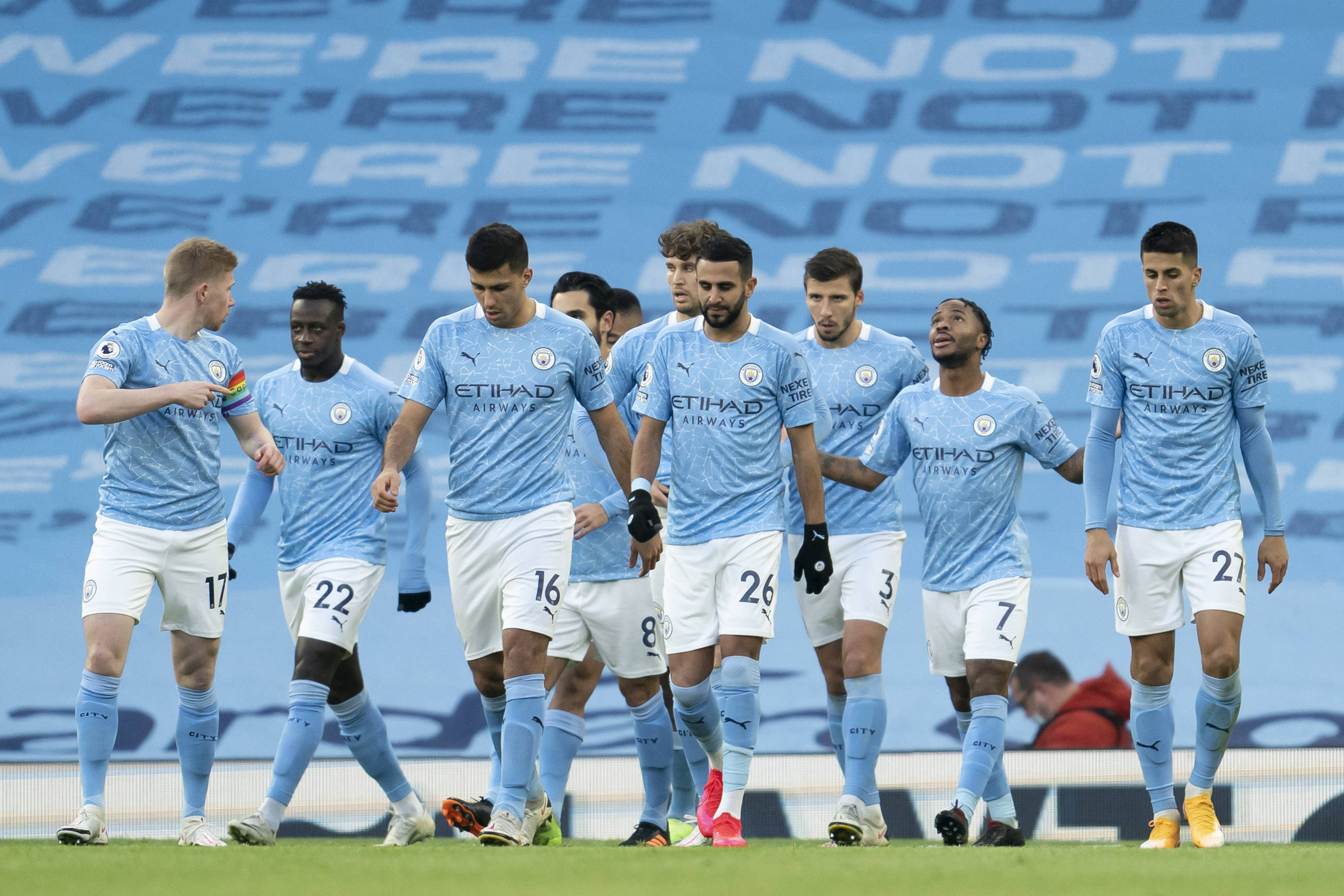 哈登近五战场均38+7+7，比肩詹姆斯成历史第二人