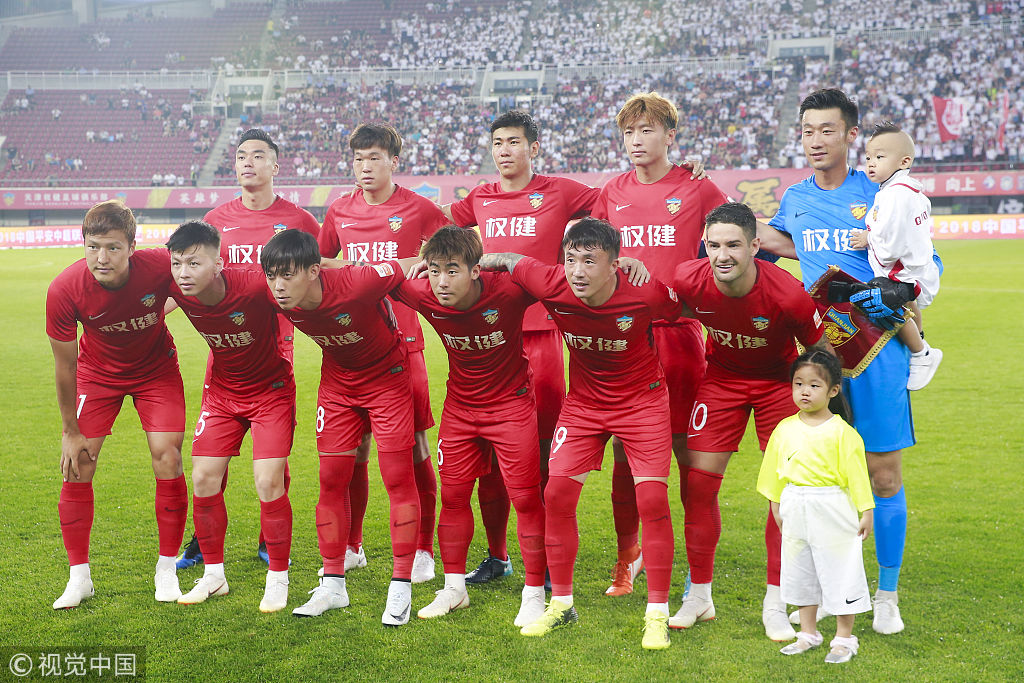 尤文官方：加蒂右膝内侧半月板受伤，将接受手术（尤文官宣：加蒂右膝内侧半月板受伤，将接受手术治疗）