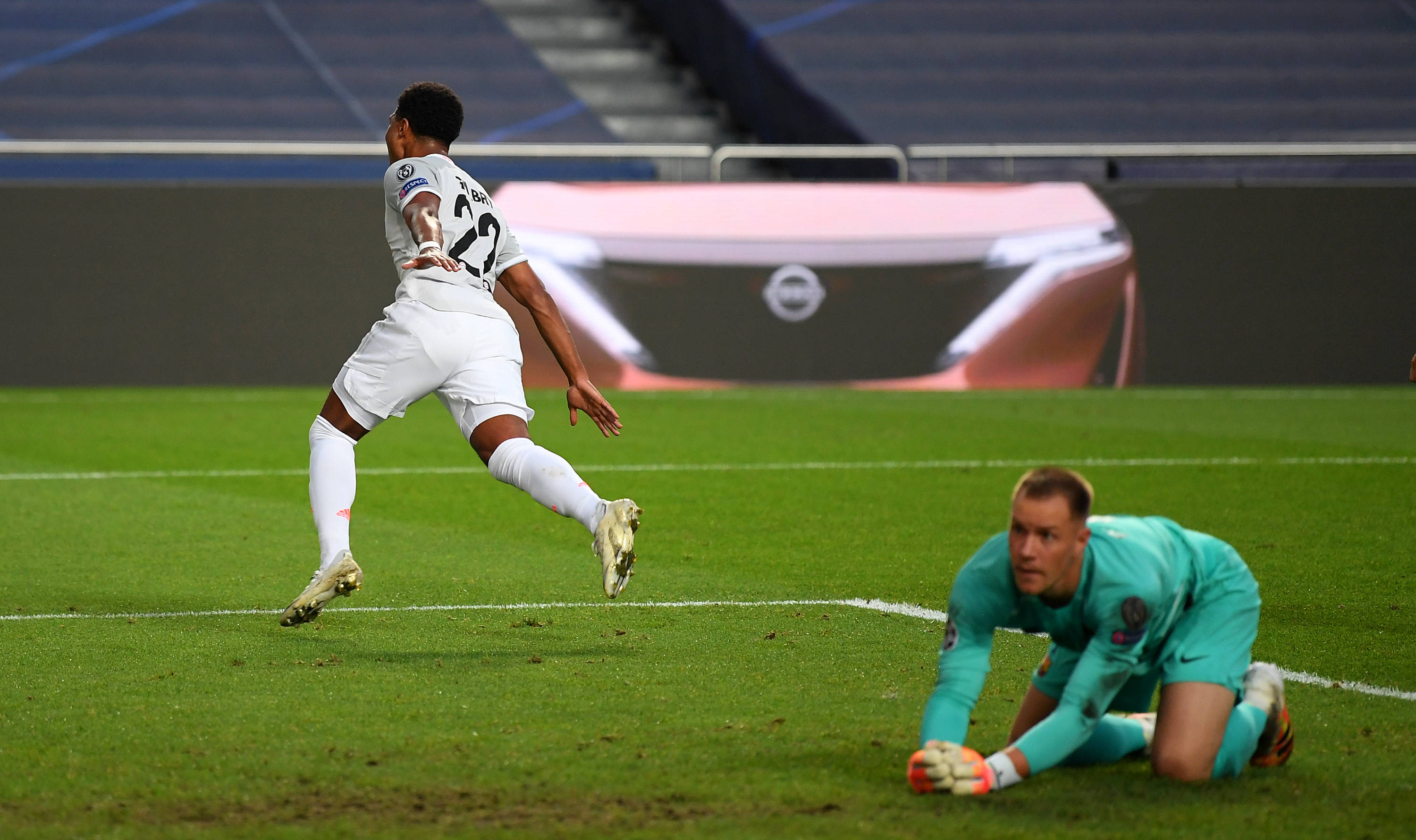 黄冈浠水：小小羽毛球拍 织就乡村共富梦