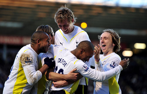 德甲官博祝贺邵佳一：期待邵佳一带领中国国家队走向更高舞台（德甲官博向邵佳一致贺：期待他率国足迈向更高舞台）