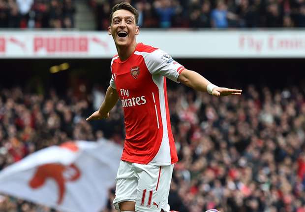 篮球CBA球队对阵激烈，比分胶着（CBA激战正酣，比分难分伯仲）