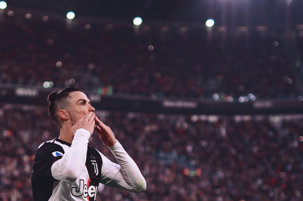 12月5日NBA焦点战：森林狼再遇鹈鹕，詹姆斯带队战猛龙（12月5日NBA焦点对决：森林狼再碰鹈鹕，詹姆斯率队挑战猛龙）